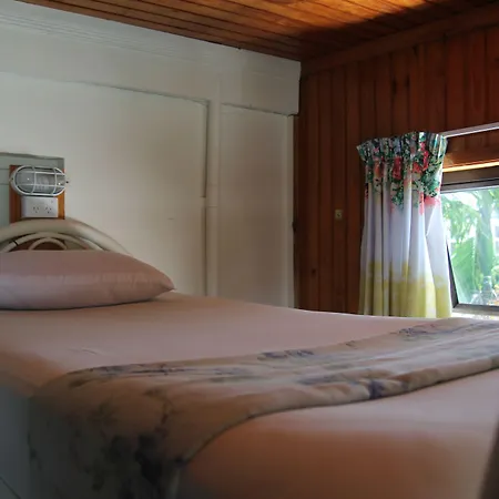 Bamboo Backpackers-2